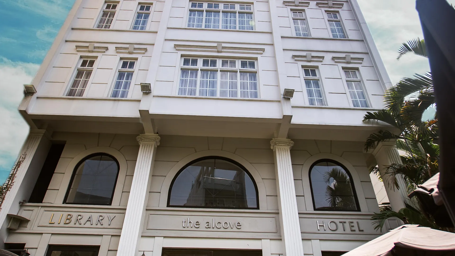 The Alcove Library Hotel Ho Chi Minh City